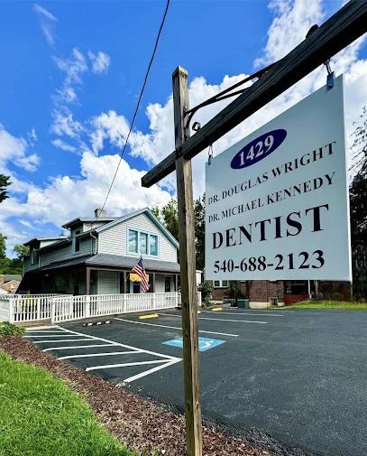 Douglas D. Wright DDS, Staunton Smiles