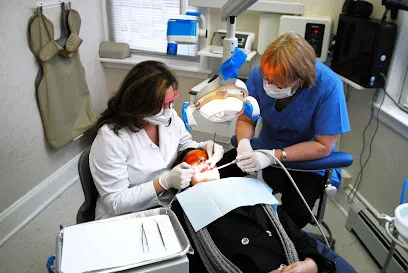 Dr. Pilar Ayarza, DDS