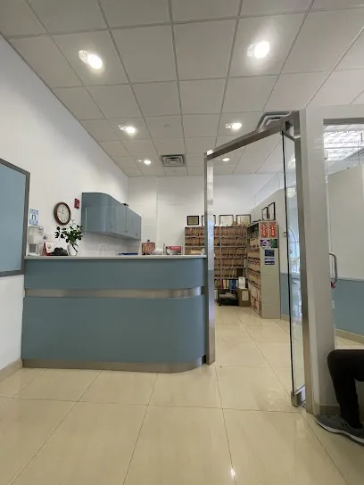 Dr. Thai G. Luong, DDS
