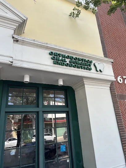 Uptown Dental Group